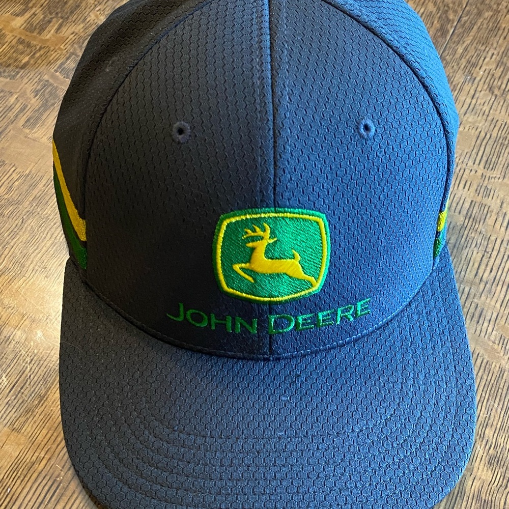 NEW John Deere cap baseball hat FITTED 57cm A10